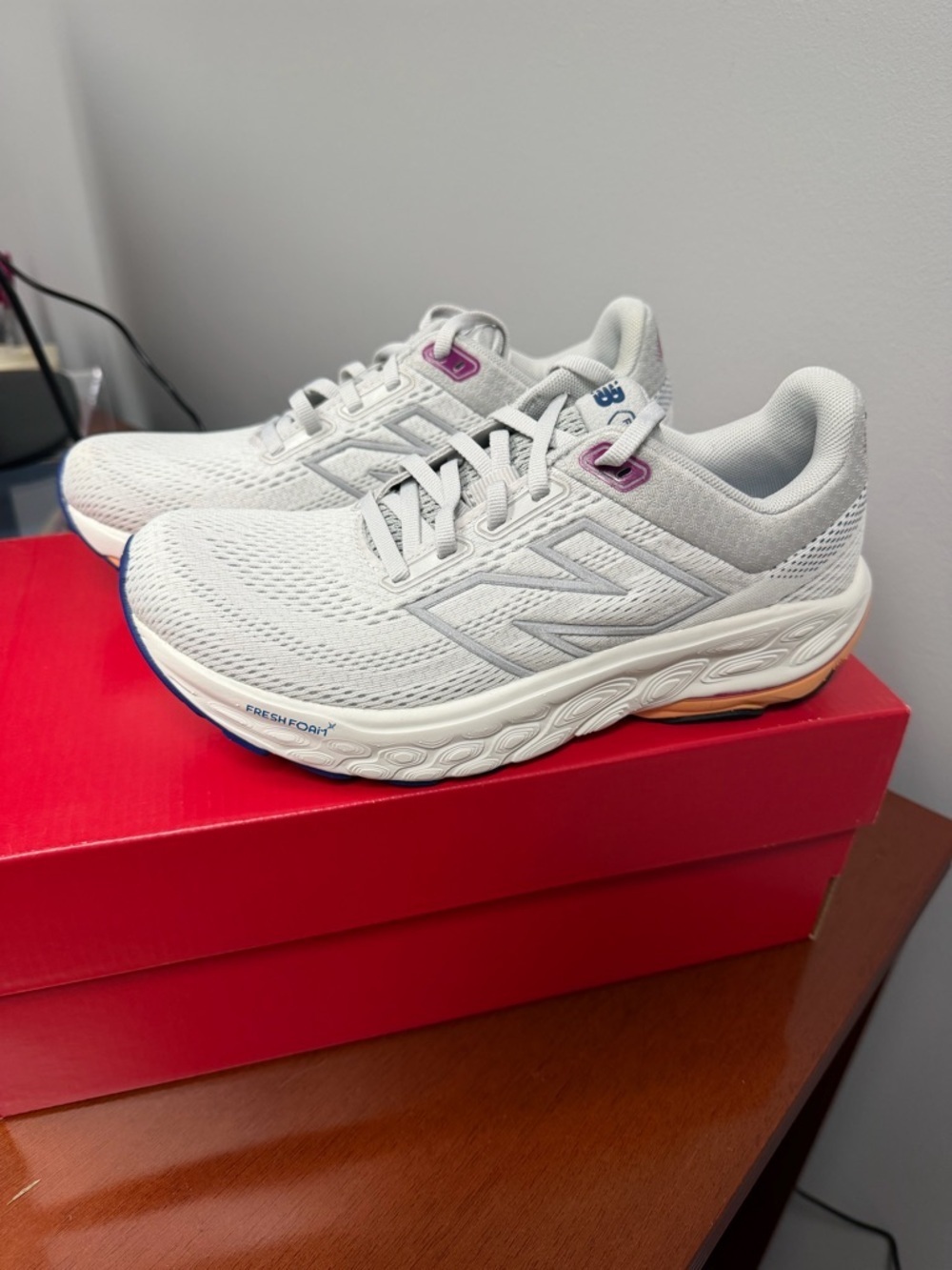 Women's New Balance 860v14
